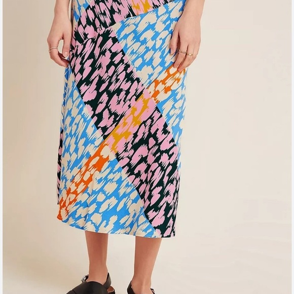 Anthropologie Vibrant Abstract Midi Skirt - Picture 2 of 7